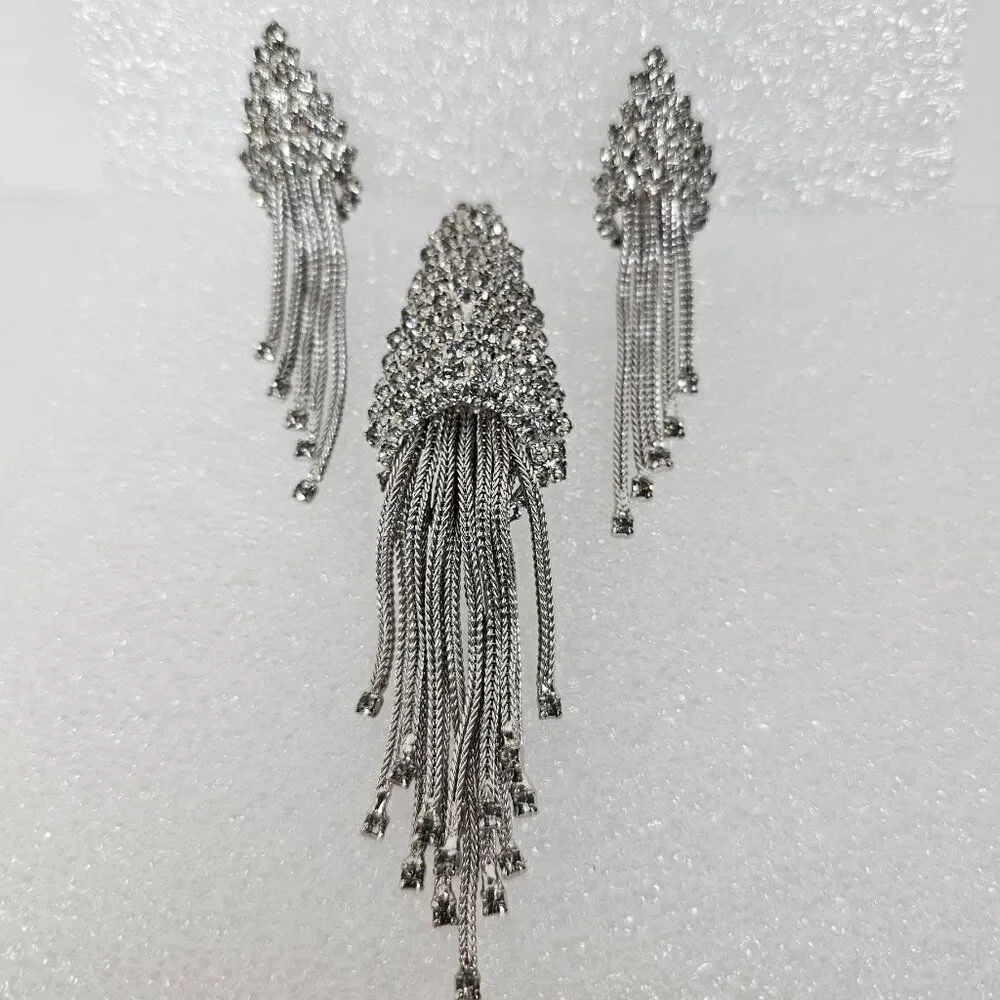 Vintage Silver Tone Crystal Rhinestone Brooch Pin‎ Clip On Earring Set Waterfall